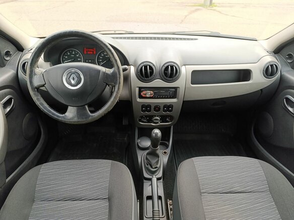 2011 Renault Logan I Рестайлинг, бежевый, 370000 рублей - вид 13