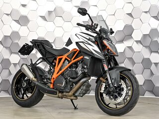 2018 KTM 1290 Super Duke R, белый, 899000 рублей, вид 1
