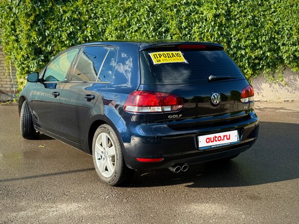 2011 Volkswagen Golf VI, синий, 850000 рублей - вид 11