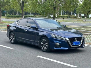 2021 Nissan Altima VI (L34), синий, 1649000 рублей, вид 3