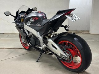 2020 Aprilia RSV4, чёрный, 1350000 рублей, вид 5