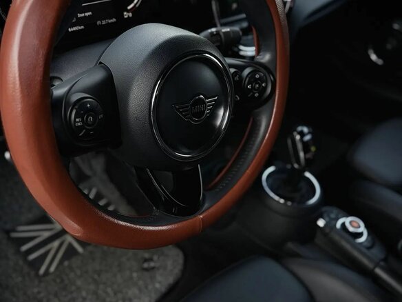 2020 Mini Cabrio Cooper III Рестайлинг, белый, 2590000 рублей - вид 16