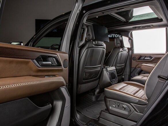 2026 GMC Yukon V Рестайлинг, чёрный, 19948000 рублей - вид 16