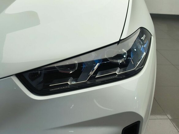 2025 BMW X5 40i IV (G05/G18) Рестайлинг, белый - вид 29