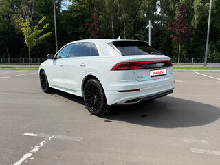 2019 Audi Q8 45 TDI I (4M), белый, 5600000 рублей, вид 4
