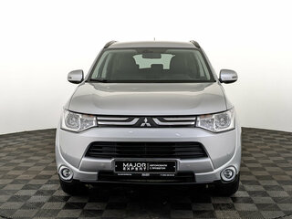 2014 Mitsubishi Outlander III, серебристый, 2350000 рублей, вид 2