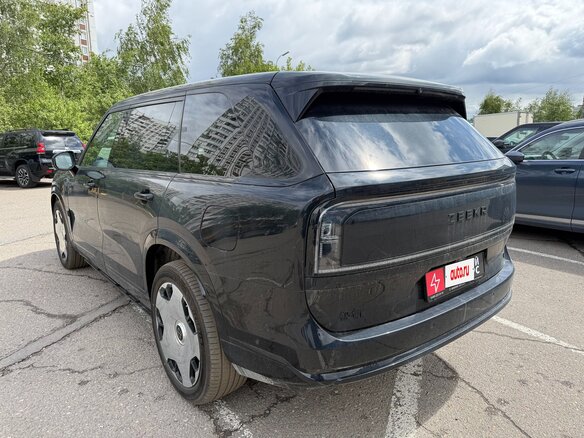2026 Zeekr 9X 70 kWh, чёрный - вид 2