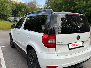 2017 Skoda Yeti I Рестайлинг, белый, 1220000 рублей, вид 4