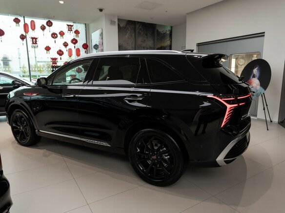 2025 Hongqi HS3, чёрный, 3857090 рублей - вид 5