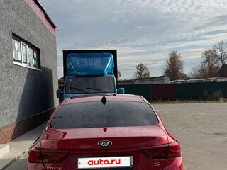 2018 Kia Forte III, красный, 1500000 рублей, вид 4
