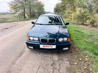 1997 BMW 3 серии 318i III (E36), зелёный, 290000 рублей, вид 2