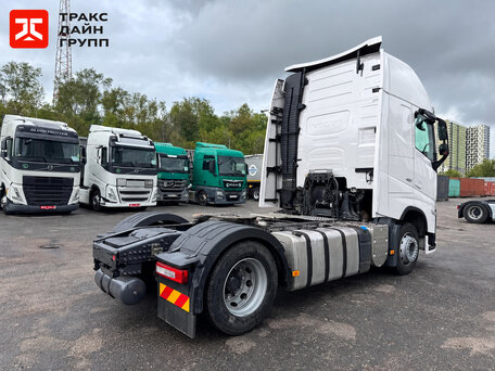 2024 Volvo FH, белый, 19500000 рублей, вид 4