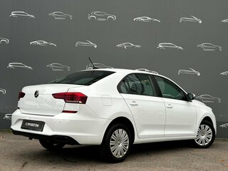 2021 Volkswagen Polo VI, белый, 1452900 рублей, вид 2