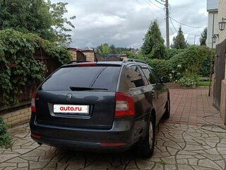 2011 Skoda Octavia II (A5) Рестайлинг, серый, 690000 рублей, вид 4
