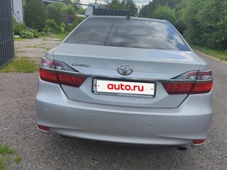 2018 Toyota Camry VII (XV50) Рестайлинг 2, серебристый, 1700000 рублей, вид 3