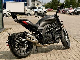 2026 Benelli 502 C, чёрный, 639000 рублей, вид 3