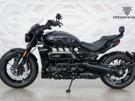 2026 Triumph Rocket 3, чёрный, 3299000 рублей, вид 2