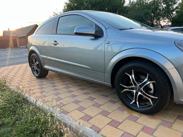 2008 Opel Astra GTC H Рестайлинг, серый, 670000 рублей - вид 12