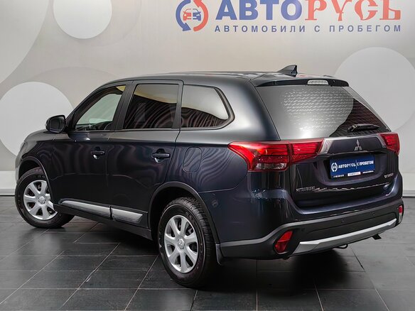 2018 Mitsubishi Outlander III Рестайлинг 2, синий, 1555000 рублей - вид 1