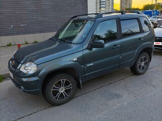 2011 Chevrolet Niva I Рестайлинг, серый, 390000 рублей, вид 5