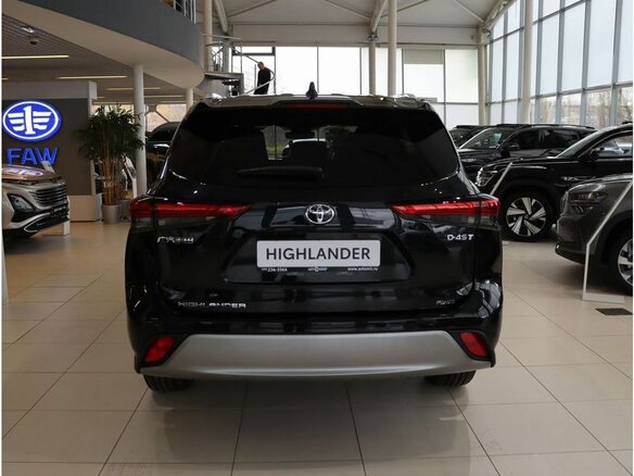 2026 Toyota Highlander IV (XU70), чёрный - вид 6