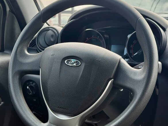 2023 Lada (ВАЗ) Granta I Рестайлинг, белый - вид 11