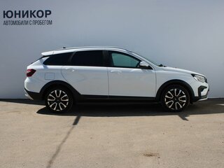 2024 Lada (ВАЗ) Vesta SW Cross I Рестайлинг (NG), белый, 1419000 рублей, вид 4