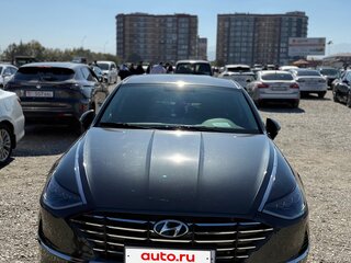 2020 Hyundai Sonata VIII (DN8), серый, 1600000 рублей, вид 2