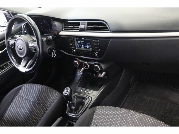 2017 Kia Rio IV, серый - вид 5