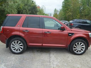 2011 Land Rover Freelander II Рестайлинг, красный, 1400000 рублей, вид 4