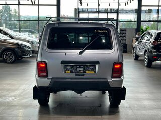 2018 Lada (ВАЗ) 2121 (4x4) Urban I Рестайлинг, серебристый, 640000 рублей, вид 5