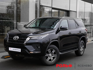 2021 Toyota Fortuner II Рестайлинг, чёрный, 4498000 рублей, вид 1