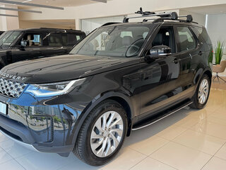 2026 Land Rover Discovery D250 V Рестайлинг, чёрный, 12990000 рублей, вид 2