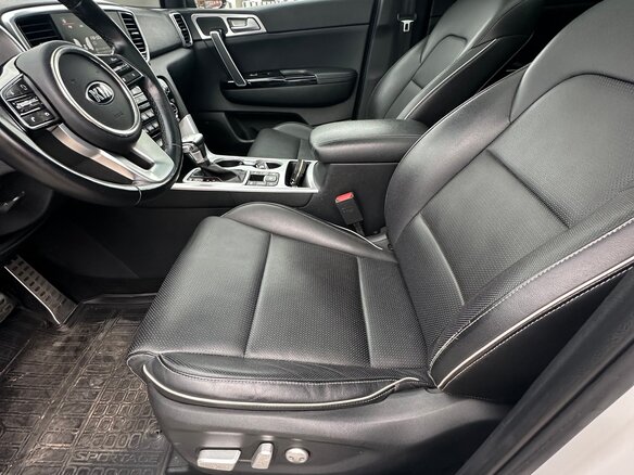 2018 Kia Sportage IV Рестайлинг, белый, 2850000 рублей - вид 17