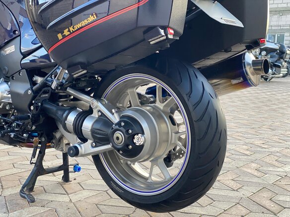 2010 Kawasaki GTR 1400 (Concours 14), синий, 880000 рублей - вид 16