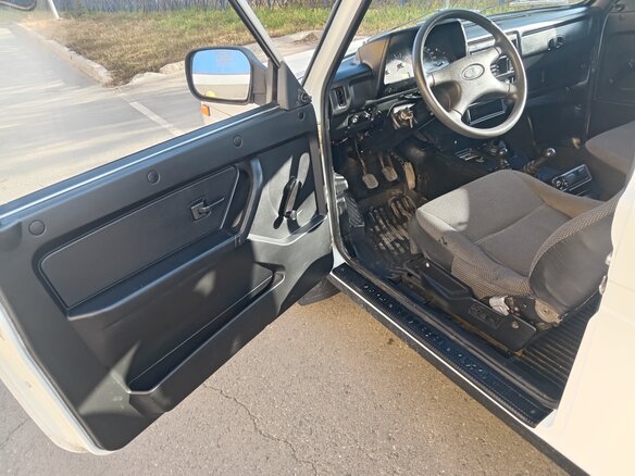 2012 Lada (ВАЗ) 2121 (4x4) I Рестайлинг, белый, 415000 рублей - вид 7