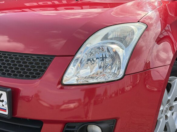 2007 Suzuki Swift AMT III, красный, 690000 рублей - вид 5