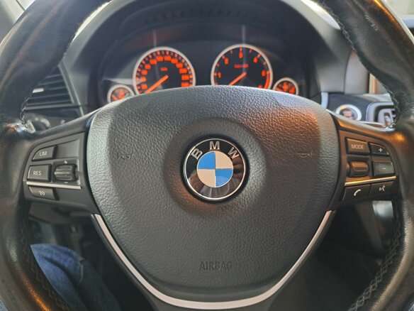 2015 BMW 5 серии 520d VI (F10/F11/F07) Рестайлинг, серый, 1565000 рублей - вид 19