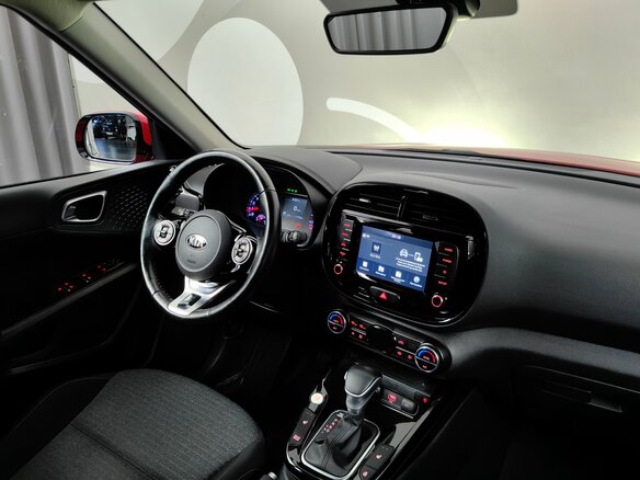 2019 Kia Soul III, красный, 1725000 рублей - вид 6