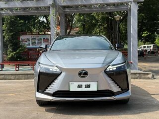 2024 Lexus RZ 450e, серебристый, 6666666 рублей, вид 2