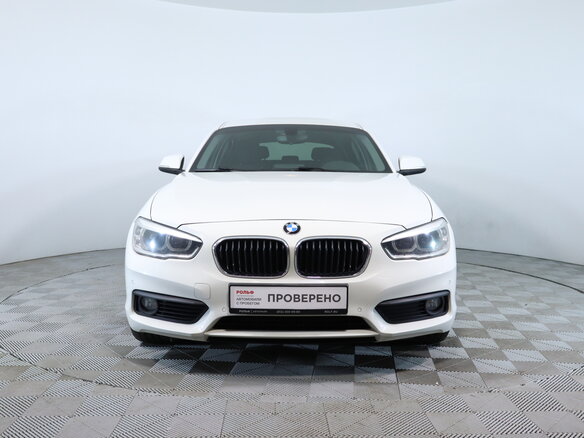 2016 BMW 1 серии 118i II (F20/F21) Рестайлинг, белый, 1590000 рублей - вид 1