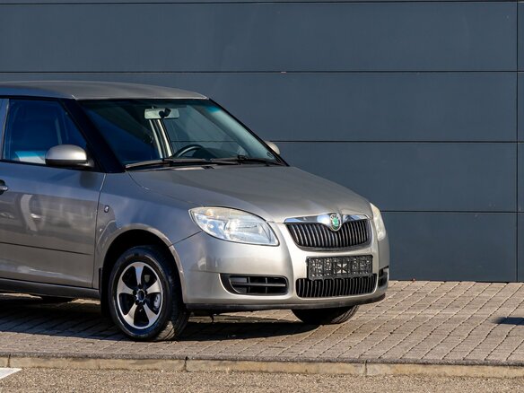 2008 Skoda Fabia II, серый, 795000 рублей - вид 8