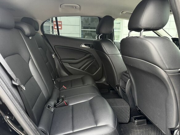 2014 Mercedes-Benz GLA 250 I (X156), чёрный - вид 12