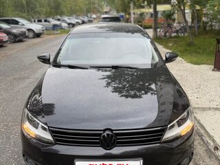2012 Volkswagen Jetta VI, чёрный, 950000 рублей, вид 2