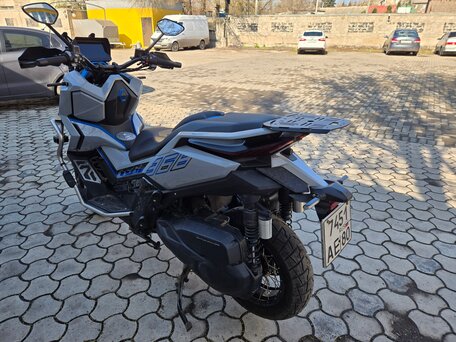 2025 Zontes ZT368-G, серебристый, 540000 рублей, вид 4