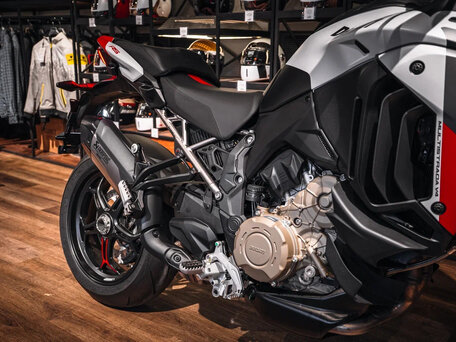 2026 Ducati Multistrada V4, красный, 4350000 рублей, вид 5