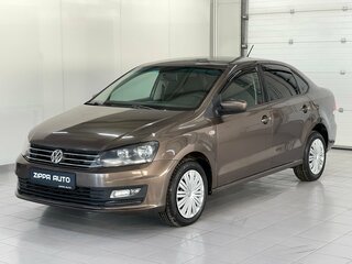 2015 Volkswagen Polo V Рестайлинг, коричневый, 909000 рублей, вид 3