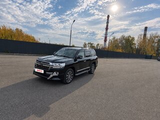 2016 Toyota Land Cruiser 200 Series Рестайлинг 2, чёрный, 7400000 рублей, вид 2