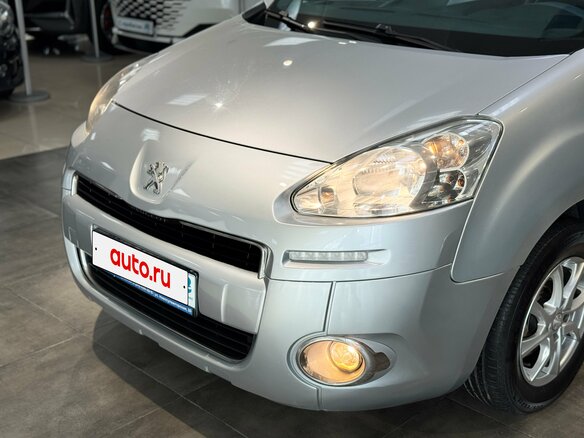 2013 Peugeot Partner II Рестайлинг, серебристый, 795000 рублей - вид 13