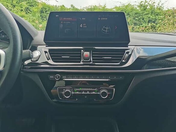 2022 BMW 1 серии 120i III (F52) Рестайлинг, синий - вид 11